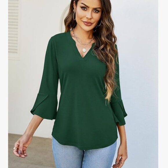NWT -- 3/4 sleeve top V-neck shirt size large gorgeous green - Picture 2 of 5